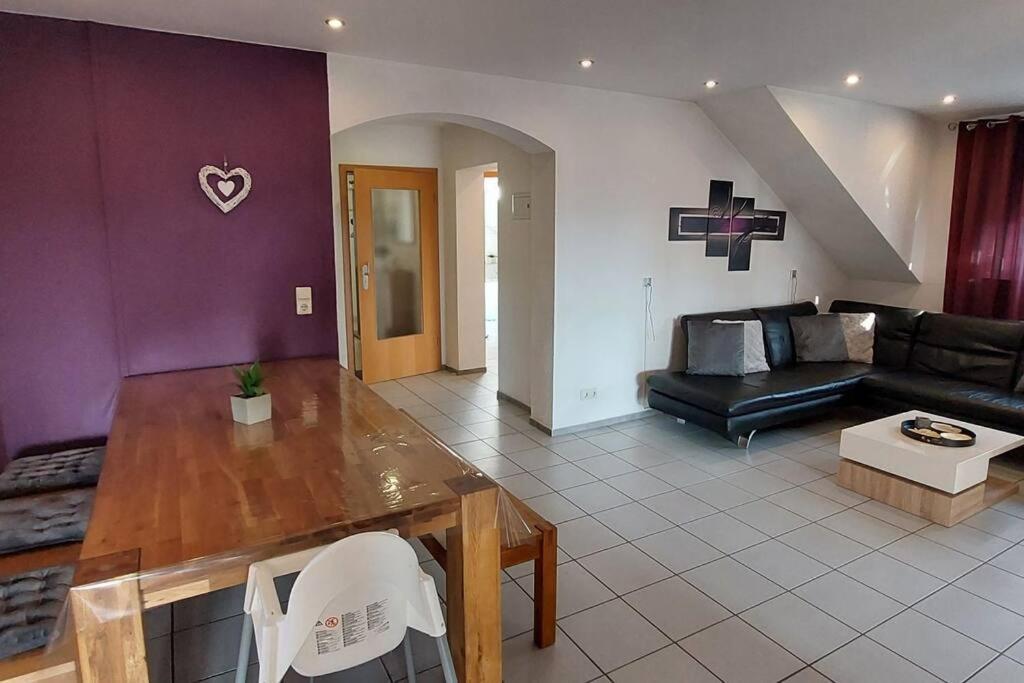 Grosse Tolle 4 Zimmer Ferienwohnung Im Herzen Des Odenwaldes Mörlenbach Exterior foto