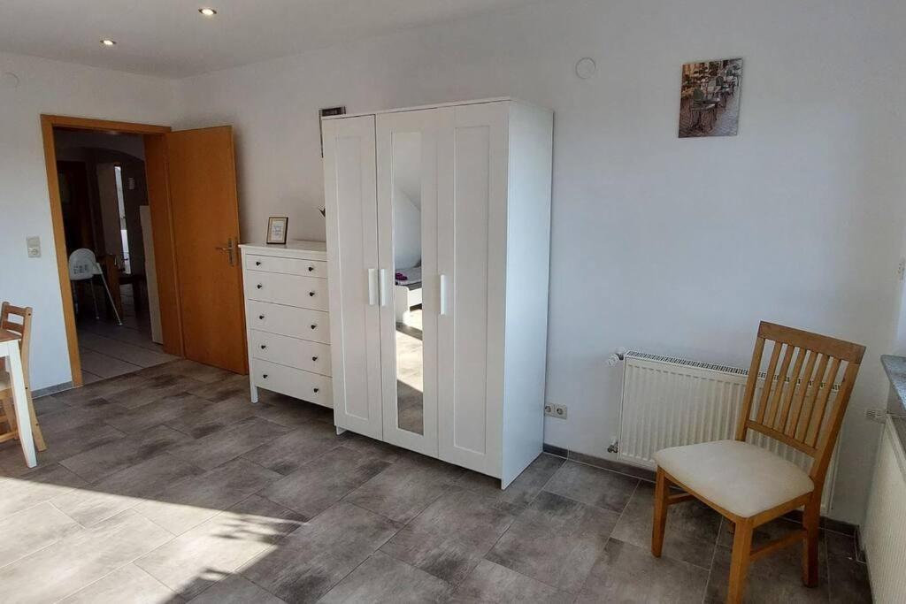 Grosse Tolle 4 Zimmer Ferienwohnung Im Herzen Des Odenwaldes Mörlenbach Exterior foto